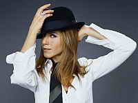 фото Дженнифер Энистон и Джерард Батлер на съёмках комедийного боевика «Охотник за головами» фото Дженнифер Энистон и Джерард Батлер на съёмках комедийного боевика «Охотник за головами»