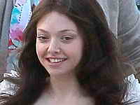 фото Аманда Сайфред в образе Линды фото Аманда Сайфред в образе Линды